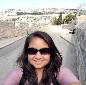 Meet your Posher, Noemi